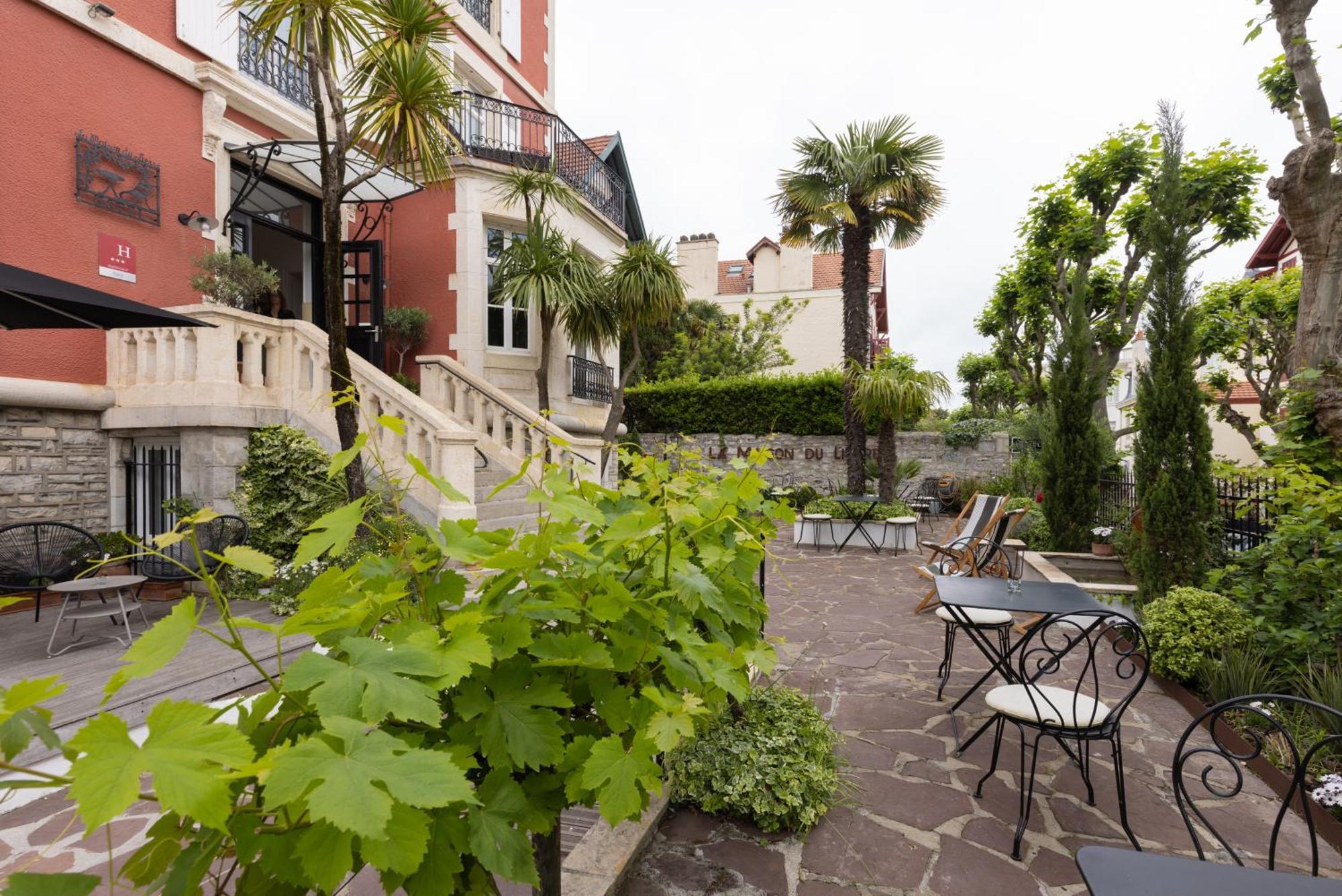 Hotel & Espace Bien-Etre La Maison Du Lierre Biarritz Exterior photo
